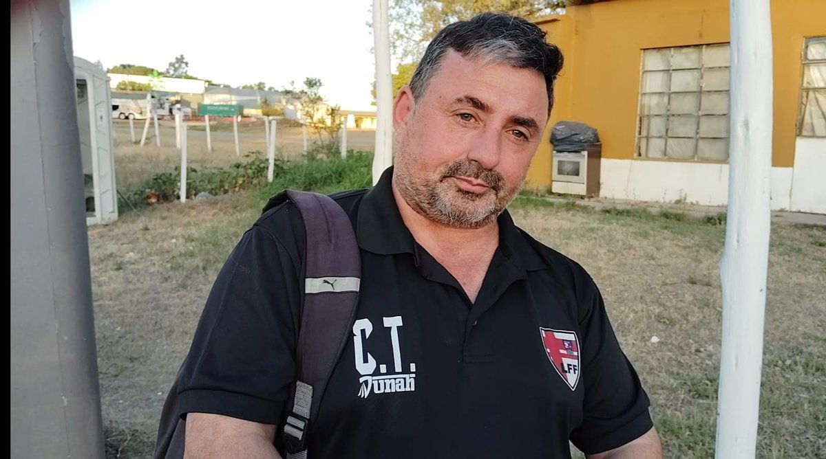 La Selección sub 18 de fútbol de Florida realizó este martes su práctica en las canchas de arena en medio de gran espectativa por la próxima participación en la Copa Nacional de Selecciones detalló el integrante del cuerpo técnico Sebastián Pereyra.