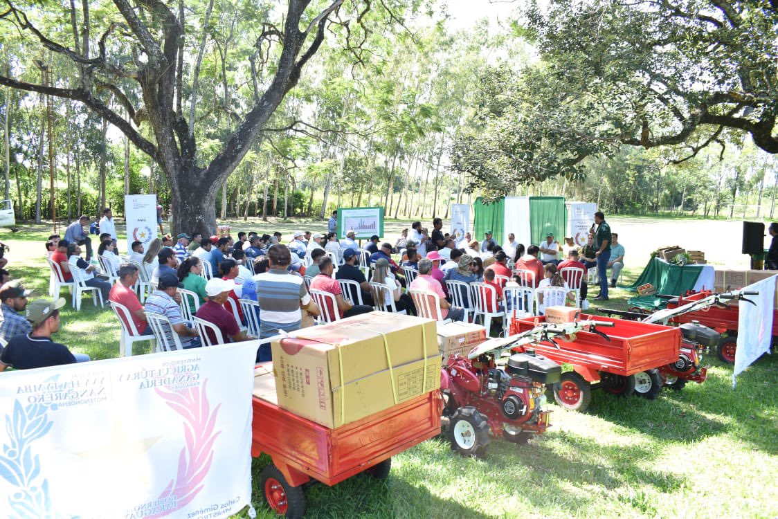 Carlos Giménez tweet media