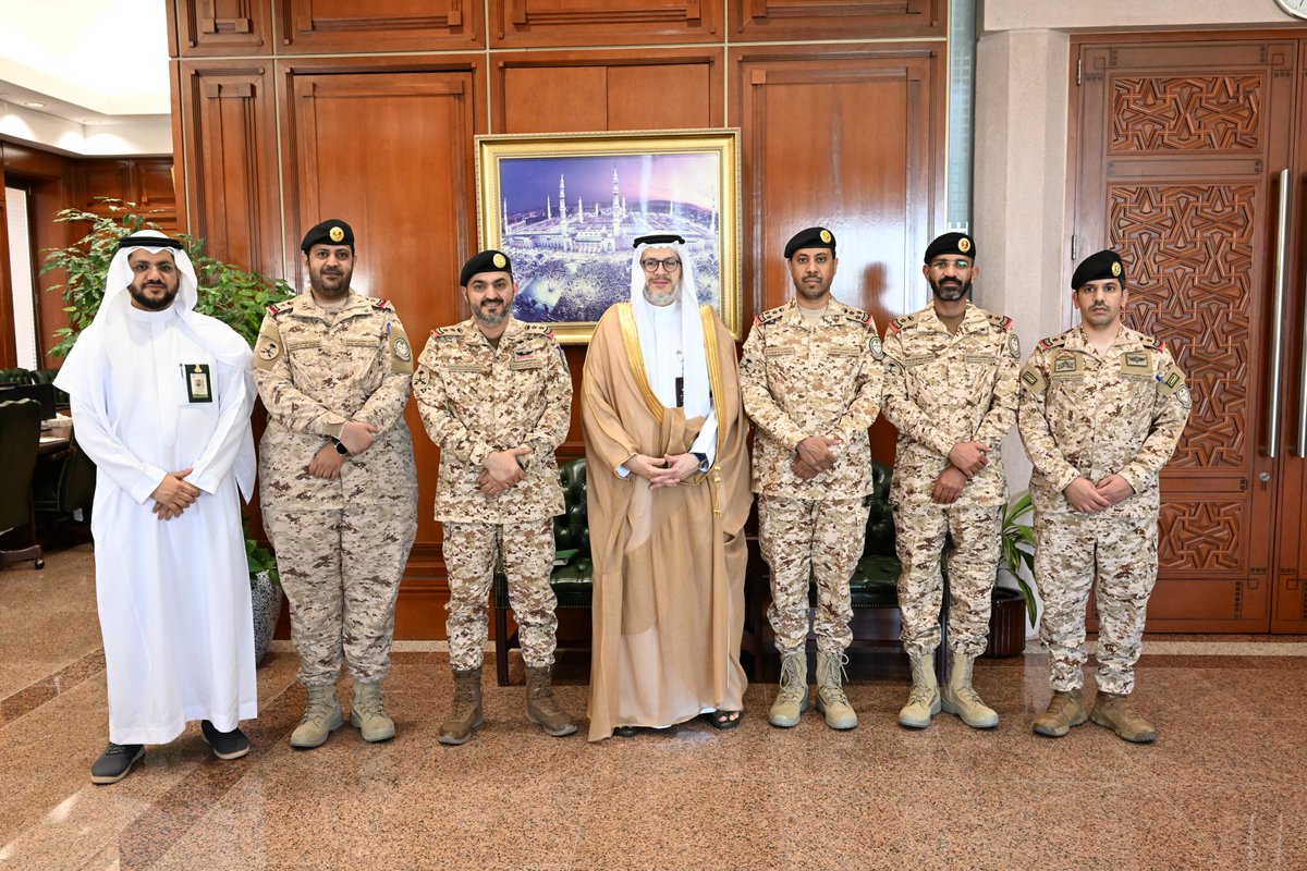 kauedu_sa's tweet photo. واطّلع وفد كلية الملك عبدالله بن عبدالعزيز للقيادة والأركان خلال الزيارة على عددٍ من قطاعات #جامعة_الملك_عبدالعزيز، شملت الوقف العلمي، ومركز تطوير التعليم الجامعي، وشؤون المراكز البحثية، وعمادة التعلم الإلكتروني، واتفاقيات التعاون الدولي، إضافة إلى مكتبة الملك فهد العامة، وذلك في إطار بحث آليات تنفيذ الشراكات وتفعيل مجالات التعاون ذات الاهتمام المشترك.

#وزارة_الحرس_الوطني
#القيادة_والأركان
#الشراكات_الاستراتيجية
#التعاون_المؤسسي