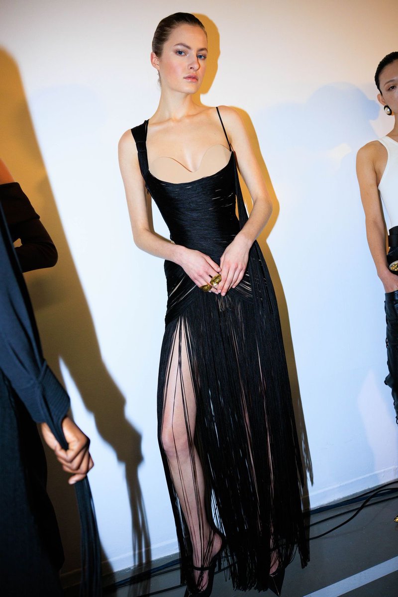 bottegasveneta's tweet image. backstage @ schiaparelli fw25 rtw ✮