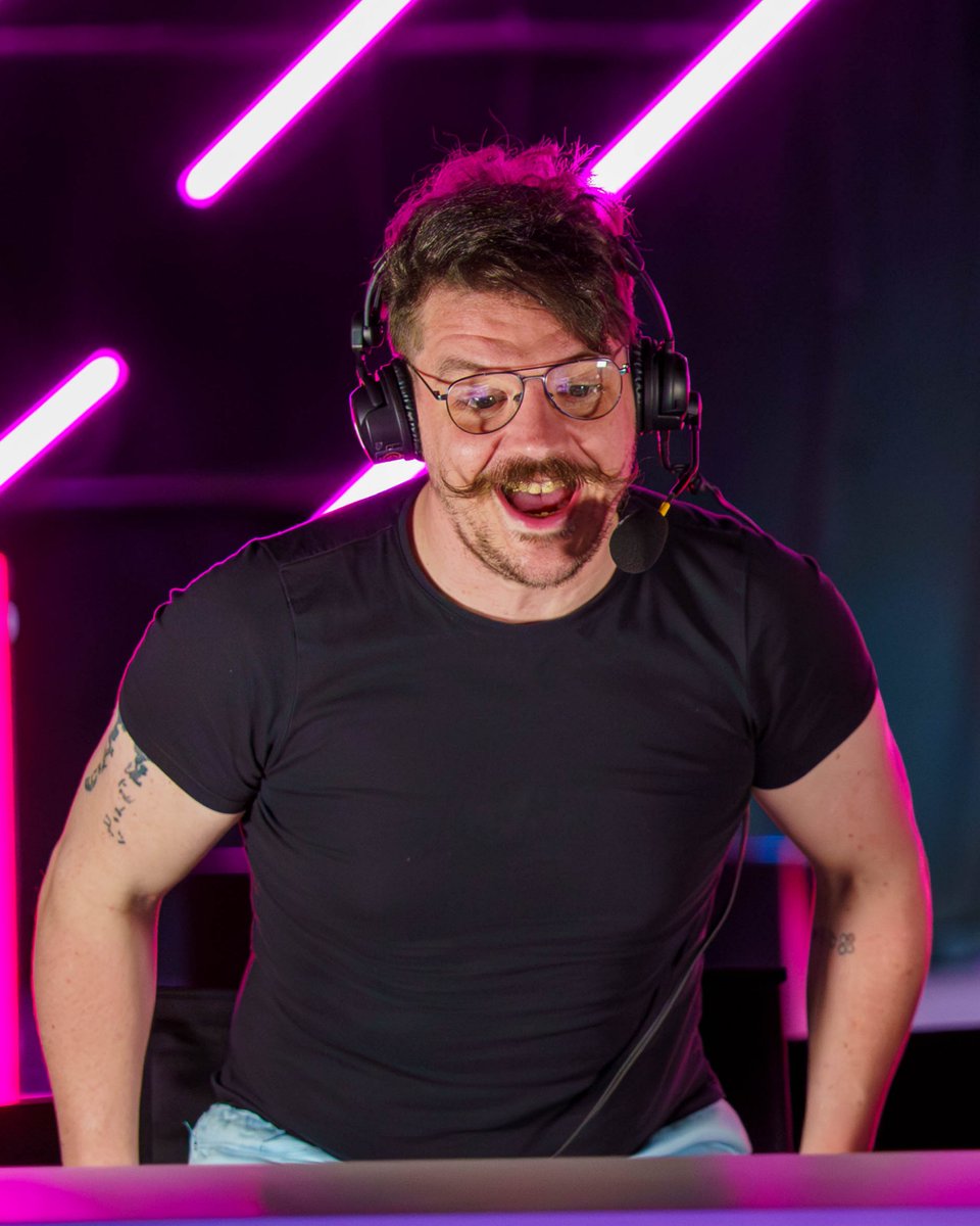 sambdubbs tweet media