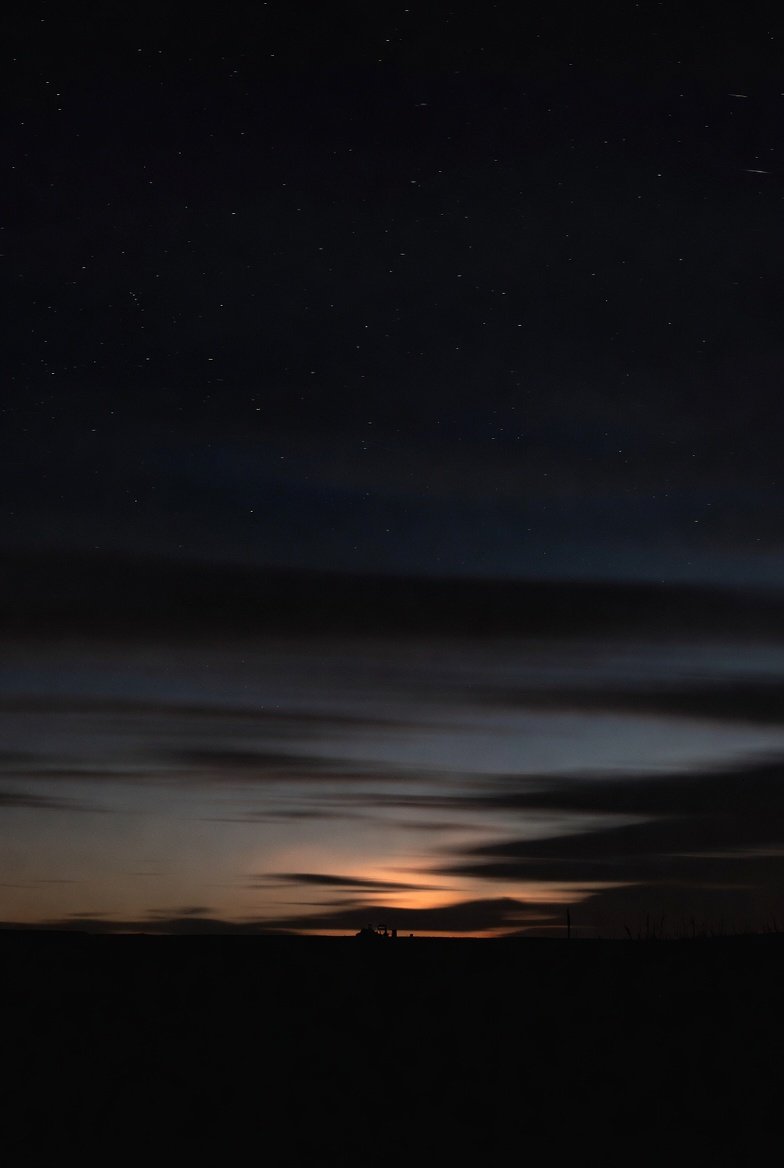 voidserenity's tweet image. Night embraces the void.
Less thoughts, more calm.
Serenity in the darkness.
Good night.