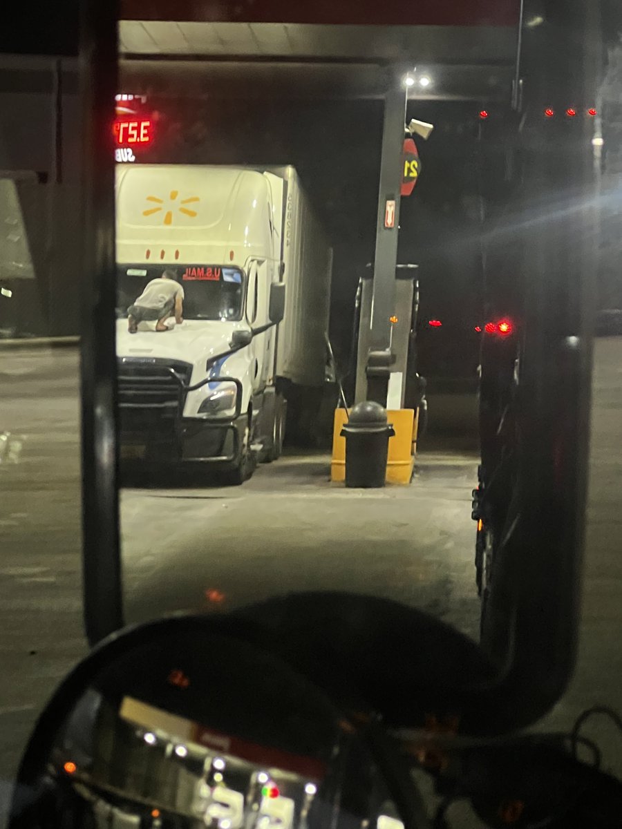 Bonehead Truckers tweet media