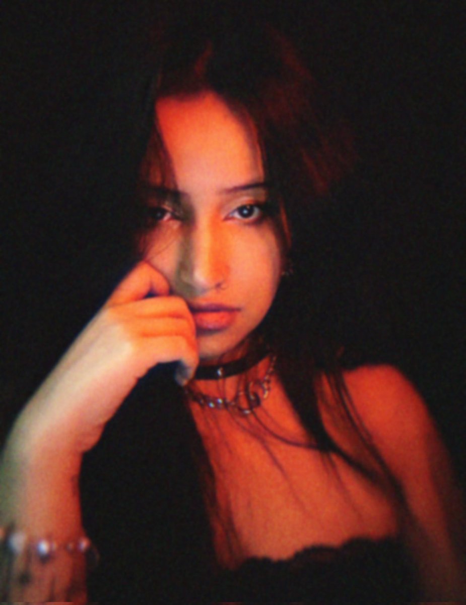 Gre 🌘 tweet media