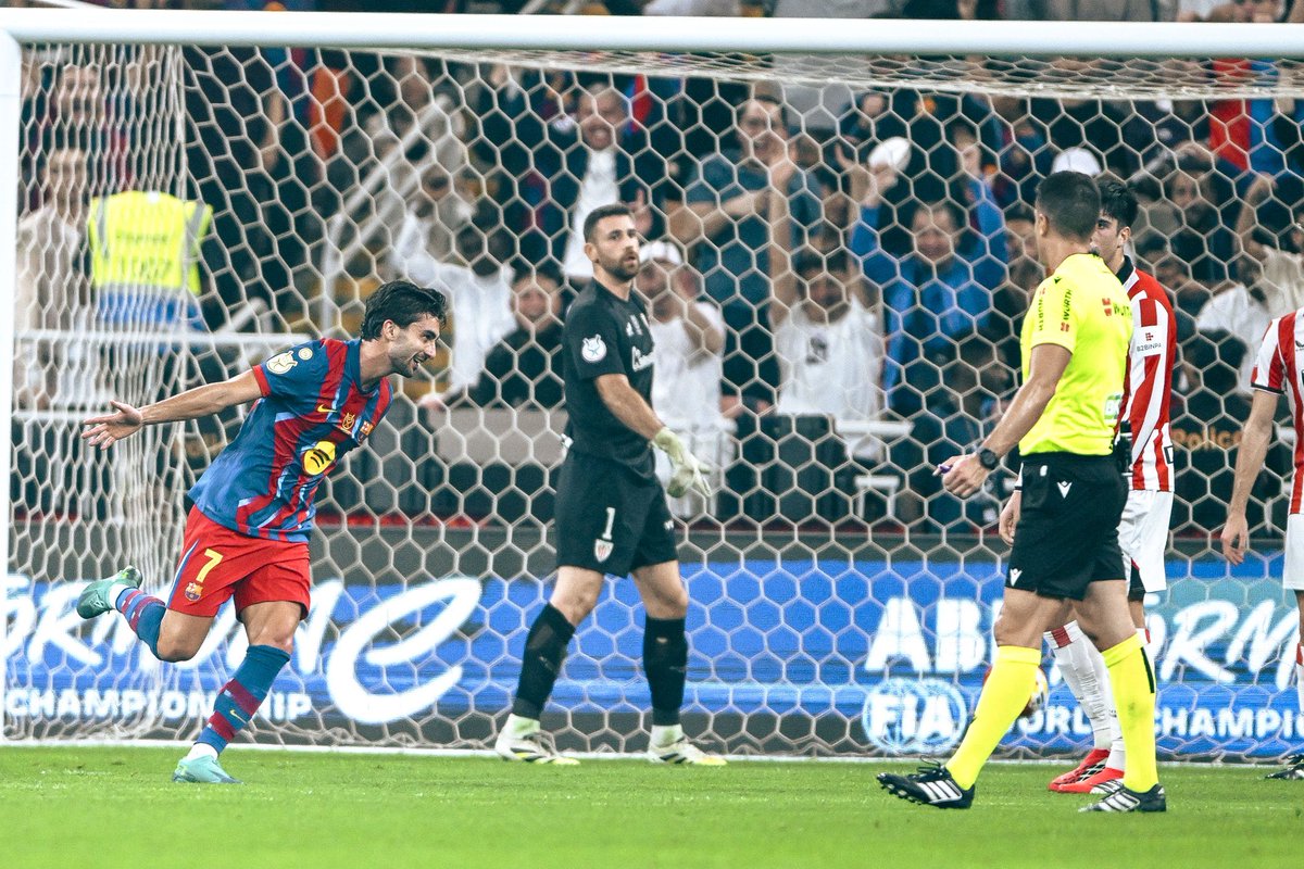 أتلتيك بلباو أصبح ثاني فريق في تاريخ السوبر الإسباني يتلقى أربعة أهداف في الشوط الأول ❌

الأول هو ريال مدريد في العام الماضي