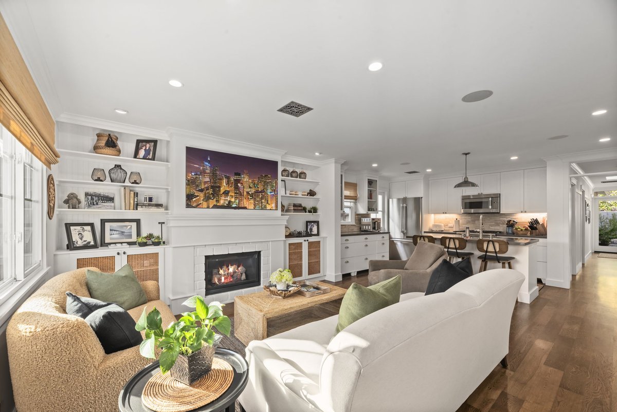 DunhamS's tweet image. JUST SOLD! This gem in the Hermosa Hills - 1147 7th St! #vistasir #sothebysinternationalrealty #sothebysrealty #oceanview #housegoals vista the site - 
1147-7th.com