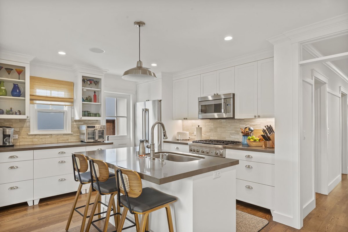 DunhamS's tweet image. JUST SOLD! This gem in the Hermosa Hills - 1147 7th St! #vistasir #sothebysinternationalrealty #sothebysrealty #oceanview #housegoals vista the site - 
1147-7th.com