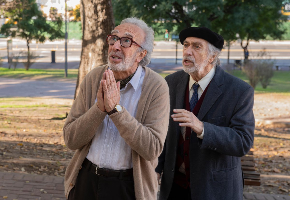 CheNetflix's tweet photo. ¿Cómo puede ser la amistad entre un histórico militante del Partido Comunista y un eterno adepto del “no te metas”? Dirigida por Juan José Campanella y protagonizada por Luis Brandoni y Eduardo Blanco, Parque Lezama es una película adaptación de la obra teatral argentina y llega el 6 de marzo.
#QuéSigue