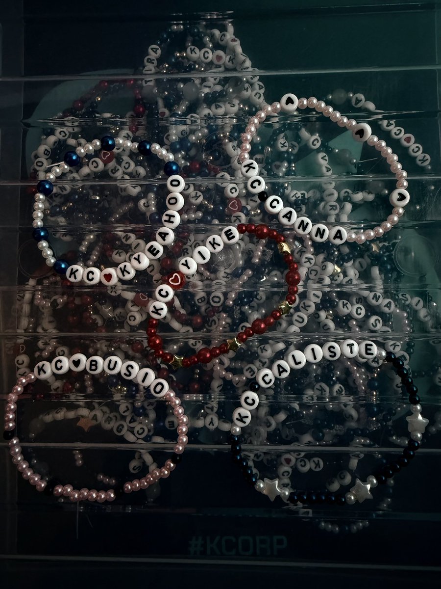 [GIVEAWAY BRACELETS KC]

Nouvelle année, nouvelles équipes alors nouveau concours ! Il y a 5 bracelets couleur/nom du joueur au choix !

Pour participer :

RT ce tweet
Follow <a href="/Tonera_/">KC Alicia</a>

Ouvert en Europe !

TAS : le 8 Février 2026