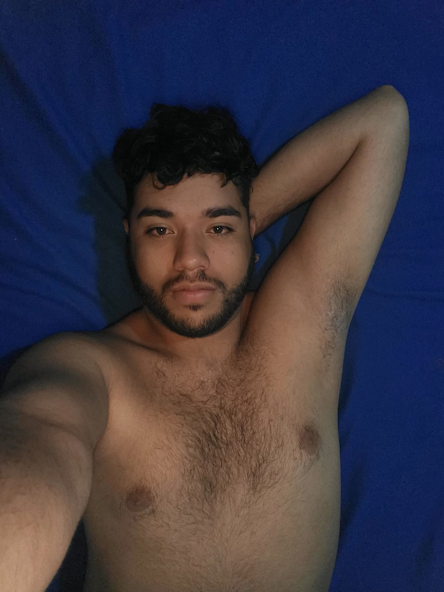 hottt_01's tweet photo. Hola por acá de nuevo 🥰 https://t.co/CgZzTlCXnr