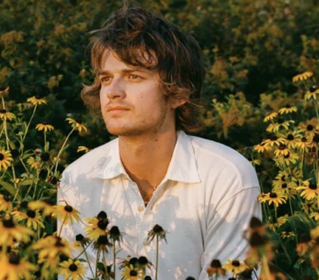 bella 🎞 tweet media