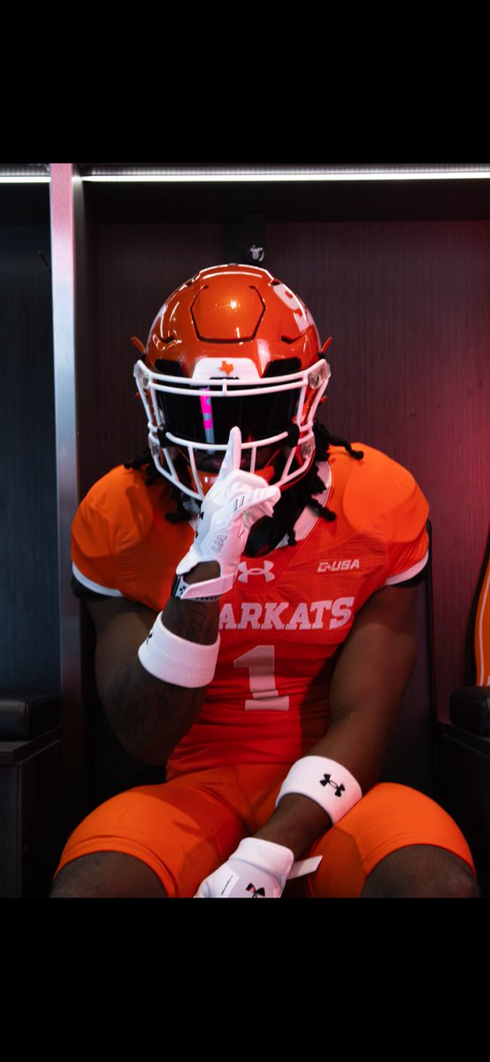 MikeSznnD1's tweet image. #EatEmUpKats ⚫️🟠