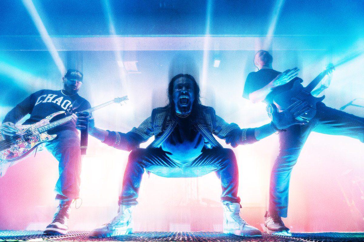 Pop Evil tweet media