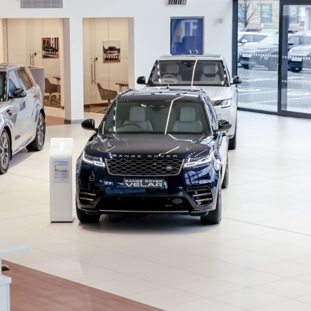 Pentland Land Rover tweet media