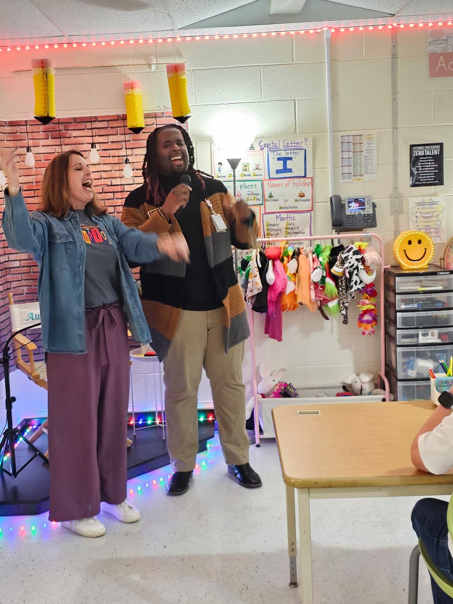 CheathamHillES's tweet image. Nothing better than a room full of students singing Happy Birthday to Assistant Principal Mr. Perkins… and of course, he joined right in! 💙🎂 These are the moments that matter.

@mrperk101 @fakfamily 
#CHESchampions