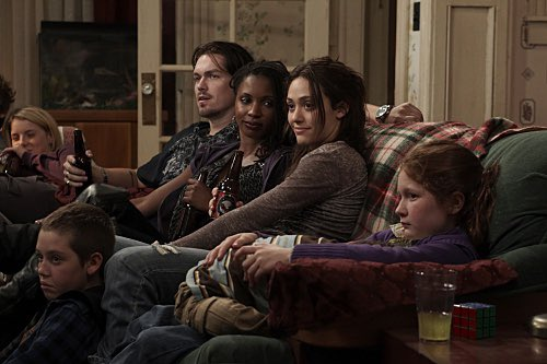 PopBase's tweet image. ‘Shameless’ premiered 15 years ago today.