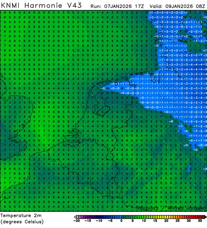 Het (uiterste) noorden van het land maakt vrijdag een behoorlijke kans op een #weeralarm code rood! Er valt daar met 10-15 cm veel #sneeuw en er staat veel wind wat een sneeuwjacht en sneeuwduinen kan veroorzaken! Een situatie die weer goed gevolgd zal worden! #codeoranje