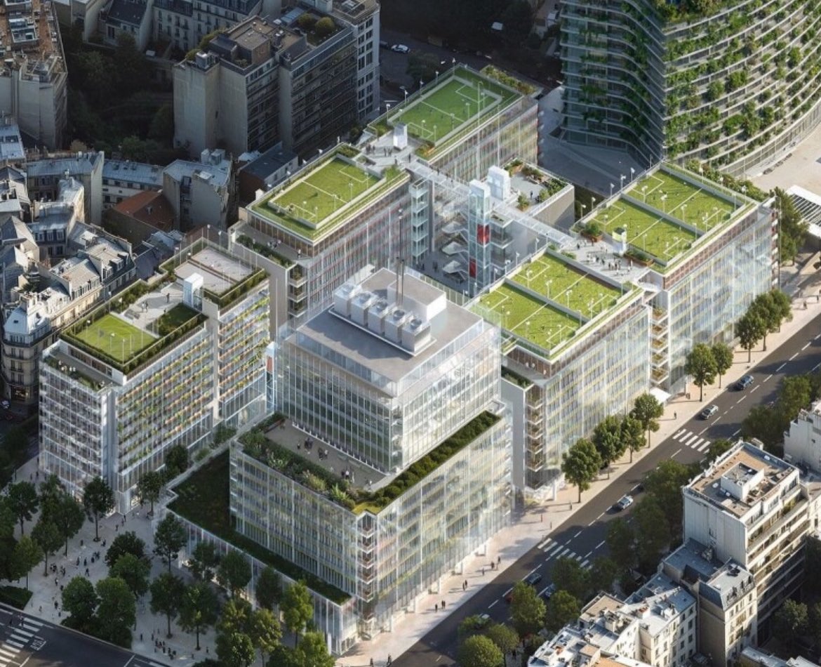 Paris s’eveille 🎈 tweet media