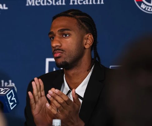 WizardsMuse1's tweet image. ALEX SARR FORCED HIS WAY TO THE WIZARDS
ACE BAILEY TRIED TO FORCE HIS WAY TO THE WIZARDS
TRAE YOUNG'S TOP DESTINATION IS THE WIZARDS

THINGS ARE CHANGING IN THE LEAGUE