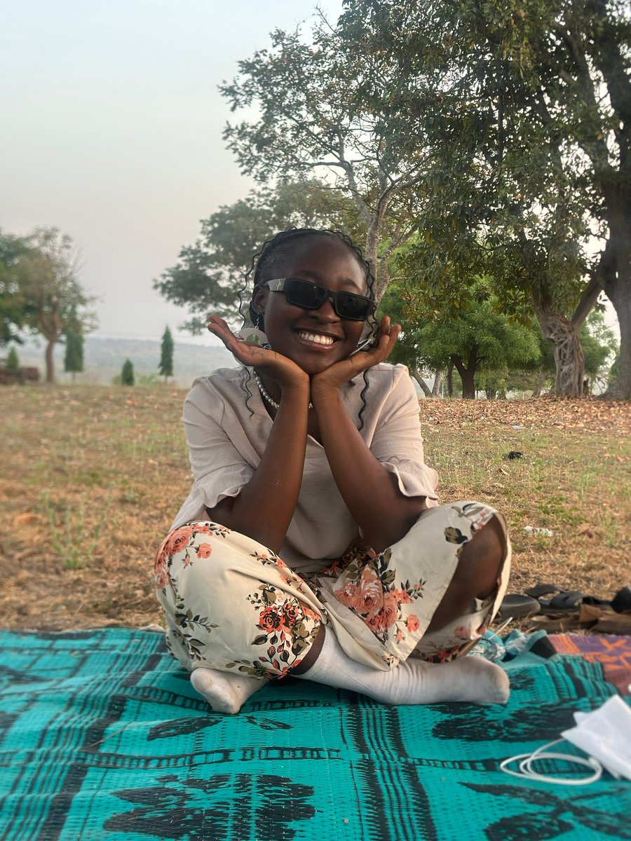 T_D_O_Temi's tweet photo. Hi, I'm Temi

I'm 18
I am a Researcher 
Founder of *FEMLENS" a research based initiative focused on bringing clarity to certain stigmatized women health condition 
A graphic designer 
A writer 
An ambassador @TheSTEMBelle

Looking forward to more additions on my portfolio.🤭 https://t.co/63UoTHlUKy