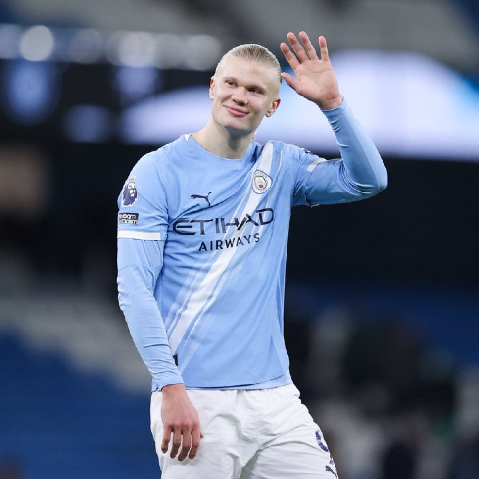 ActuFoot_'s tweet image. ⚽️ 𝟯𝟵𝗲̀𝗺𝗲 𝗕𝗨𝗧 𝗖𝗘𝗧𝗧𝗘 𝗦𝗔𝗜𝗦𝗢𝗡 𝗧𝗖𝗖 𝗣𝗢𝗨𝗥 𝗘𝗥𝗟𝗜𝗡𝗚 𝗕𝗥𝗔𝗨𝗧 𝗛𝗔𝗔𝗟𝗔𝗡𝗗 🇳🇴. 🤖

𝟭𝟱𝟬𝗲̀𝗺𝗲 𝗕𝗨𝗧 𝗗𝗘 𝗦𝗔 𝗖𝗔𝗥𝗥𝗜𝗘̀𝗥𝗘 𝗣𝗢𝗨𝗥 𝗠𝗔𝗡𝗖𝗛𝗘𝗦𝗧𝗘𝗥 𝗖𝗜𝗧𝗬. 🩵

Il ouvre le score face à Brighton.