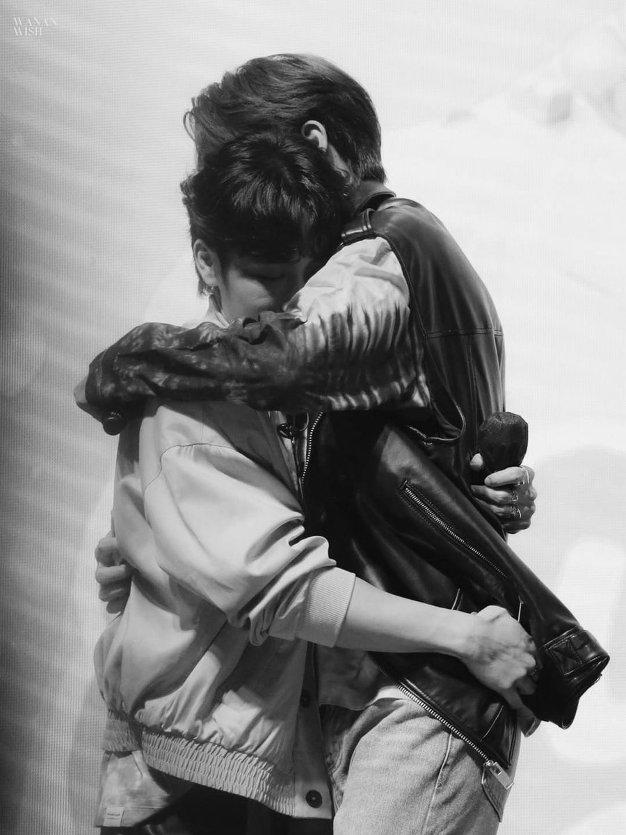 niygown's tweet photo. there is no war without yin. there is no yin without war.
and maybe there isn’t even me, without you. that’s why i’m here. ❤️‍🩹 https://t.co/7qpuoTAnXu