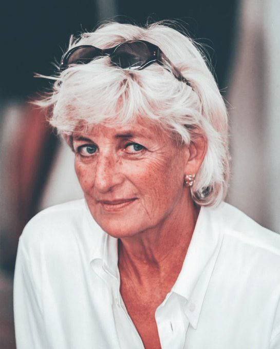 DO YOU BELIVE THAT LADY DIANA IS STILL ALIVE ?

If yes drop a ❤️
