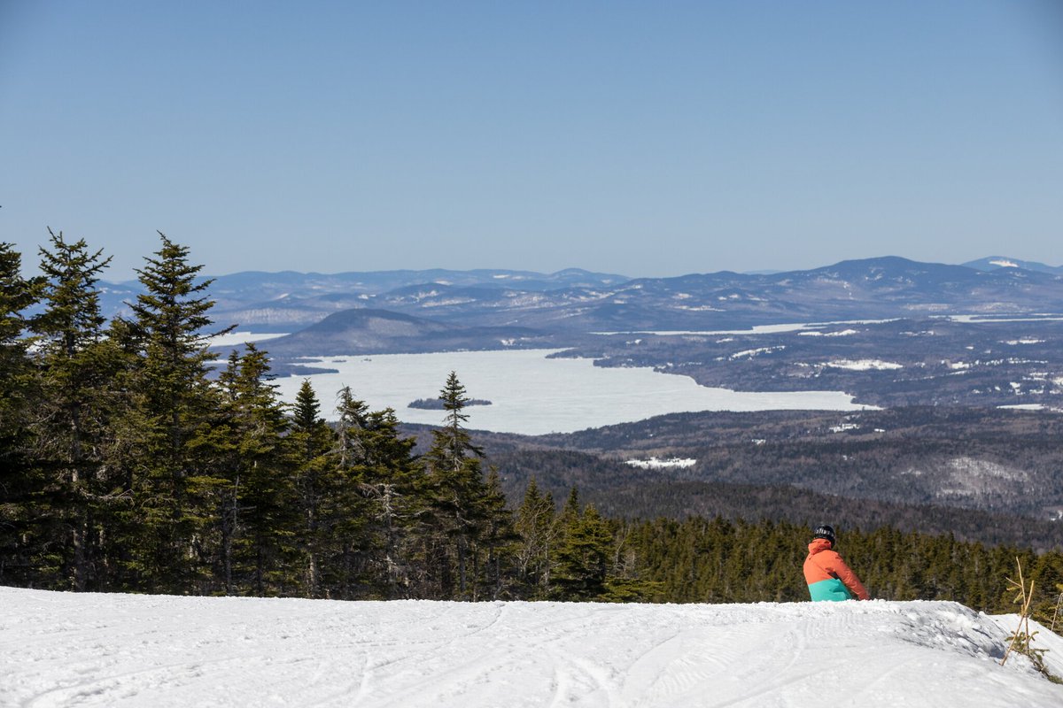 visitmaine's tweet image. Above the trees, steep slopes and big views. 🎿 #MaineThing

📍: Saddleback Mountain