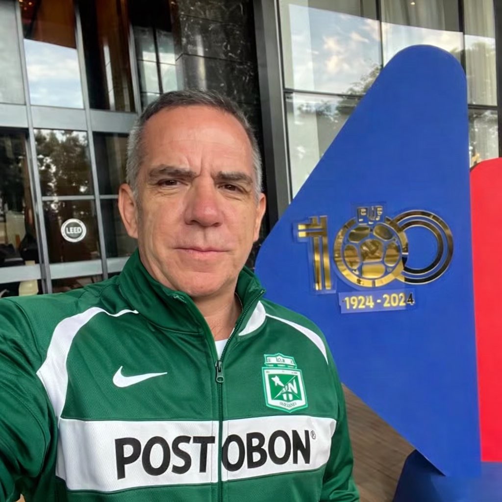 ProfeOchoaUribe's tweet image. NO los queremos en BOGOTÁ 

NO son bienvenidos a nuestra ciudad 

MALAS personas, LAMECULOS de la OAL y POCO profesionales. 

Hincha de Millonarios: Estos nefastos personajes siempre van a buscar hacerle daño al club, nunca lo olviden. 

NO los consuman y muéstrenles su ODIO.