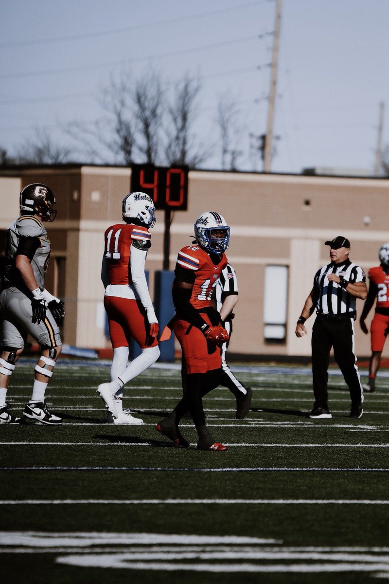 TamenZabetakis's tweet photo. After a great conversation with @BallcoachKrause I am very blessed to receive an offer from @BlueDragonsFB !!

@CoachDrewDallas @Beasley__F @CoachPcheck @BigGreenIndian @C_Dukes11 @TheCarterlife35 @bradyooten7 https://t.co/gcZHRxKISe