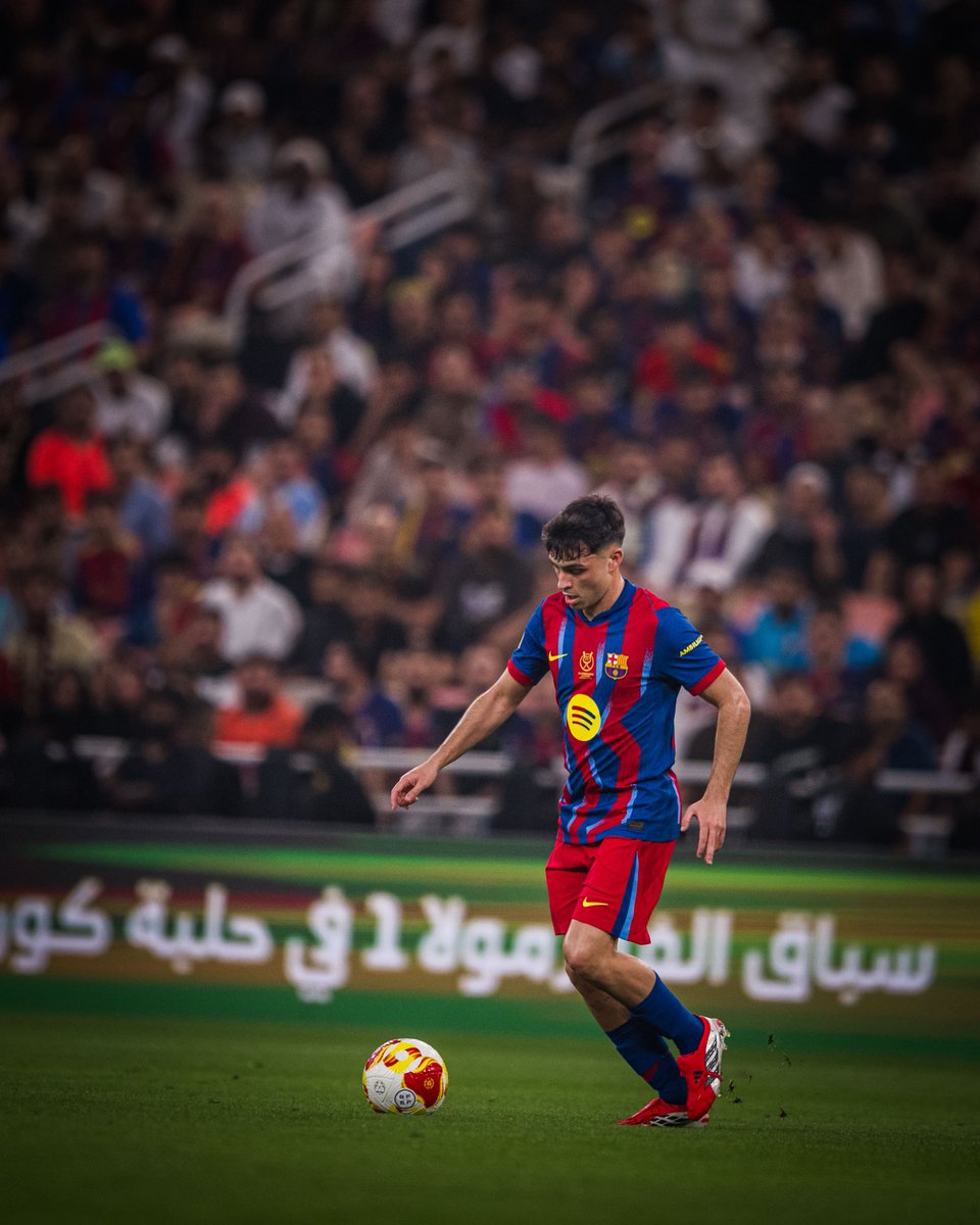 72' Changements pour le Barça : ⬆️Dani Olmo et Lamine Yamal entrent en jeu, sous les ovations des supporteurs ⬇️ Pedri et Roony sortent (5-0)