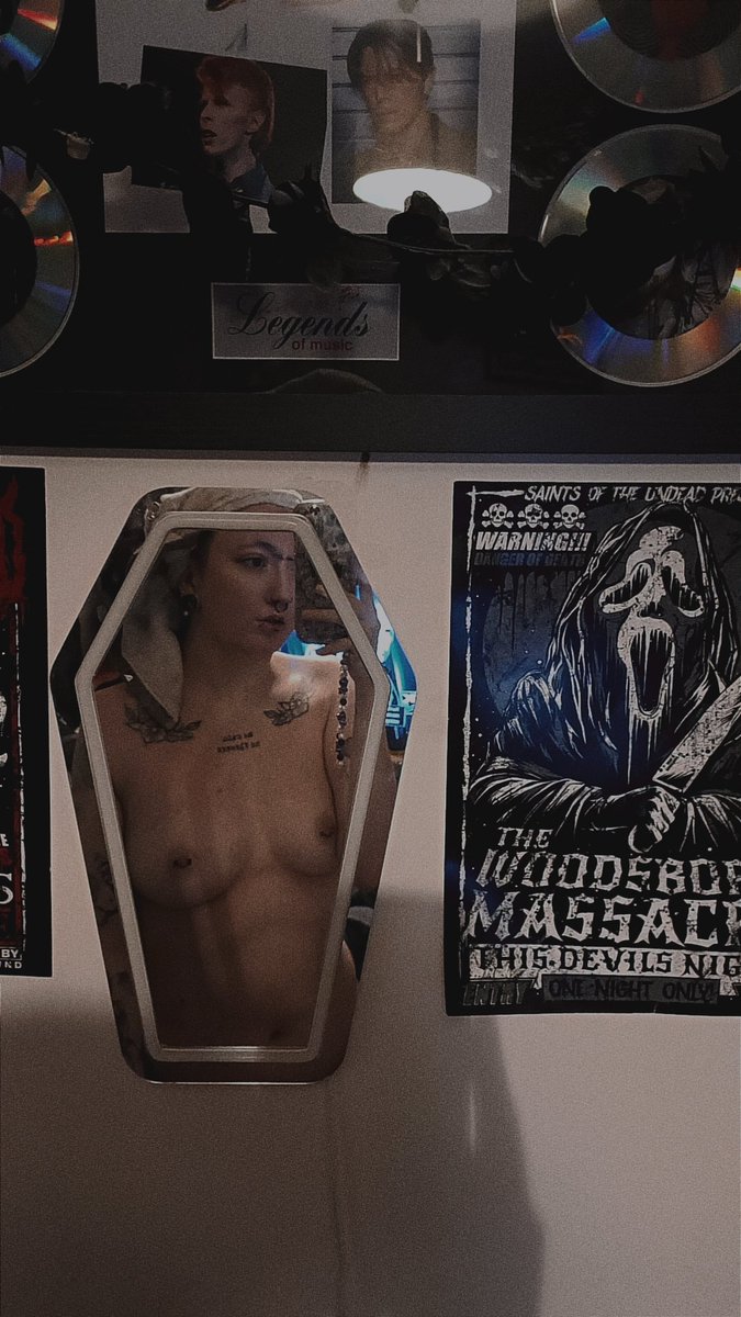 MsZeeRosex's tweet photo. Just a piece of art, on the wall

#nsfwtwt chudai findom femdom https://t.co/nNPJyXhZVC