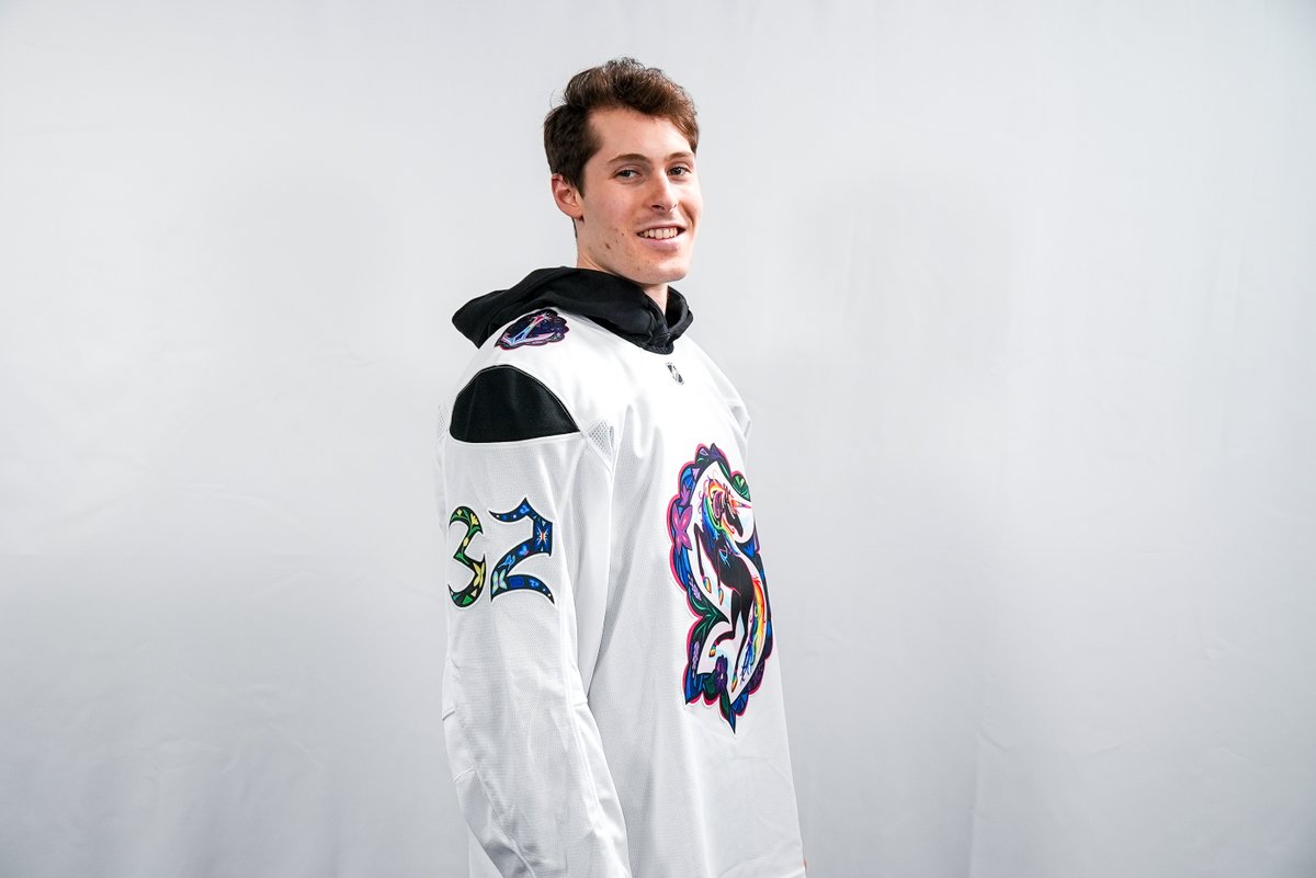 SeattleKraken's tweet image. 🏳️‍🌈🫶🏳️‍⚧️