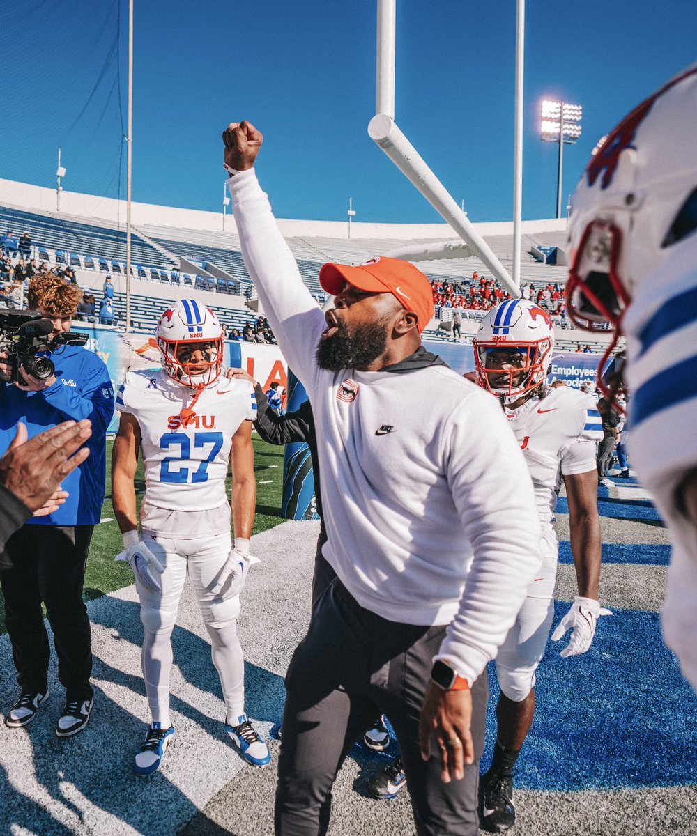 chris_hummer's tweet photo. Missouri State is expected to hire SMU assistant running backs coach Tyler Foster as the Bears' running backs coach, sources tell @mzenitz and I. 

Foster has made previous stops at Baylor and Kansas State in addition to a stint as a HS coach in Texas. https://t.co/7tZK5dnZ41