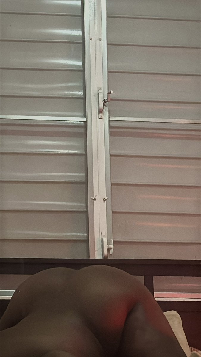 m o i s s y tweet media