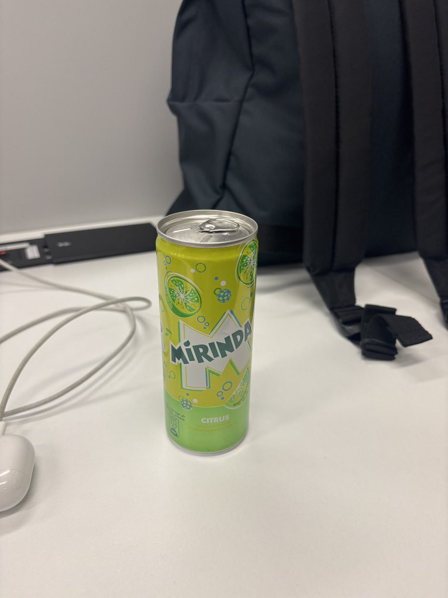 Rodra10_97's tweet image. Lo mejor de este partido fue descubrir esta bebida y coincidir en un ascensor con Pablo Orbaiz. 

Varios analistas del Madrid estuvieron presentes en el partido. 

Soy el talismán de las goleadas del Barça en Arabia pero algo se hará para cambiarlo 😵‍💫