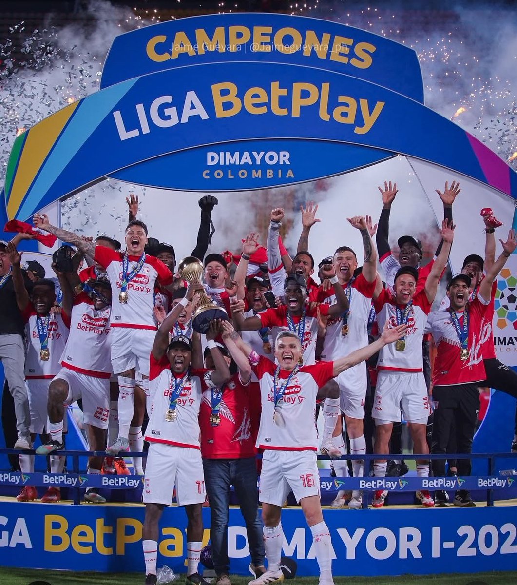 SerratoSebas298's tweet photo. Salieron campeones A PESAR de Eduardo Méndez.

Serán queridos para la eternidad y se agrandará su hito año tras año. https://t.co/yMWQM986DB