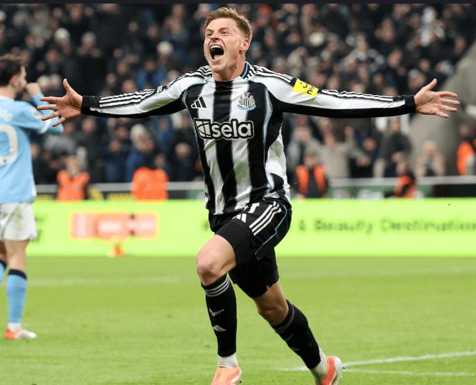 Magpie24_7's tweet photo. Baaaaaarnes Baaaaaarnes will tear you apart again 🏹🏹🏹

1-1 great finish!!

#NUFC https://t.co/NiVqO27bht