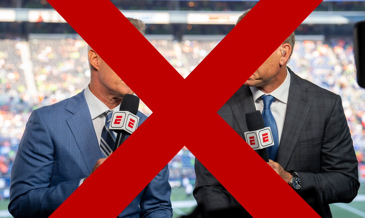 NFL_DovKleiman's tweet image. 𝗕𝗥𝗘𝗔𝗞𝗜𝗡𝗚: Peacock has announced that subscribers will soon be able to mute announcers and adjust crowd noise levels during broadcasts.

The adjustments will be limited to streaming only and are part of the platform’s upgrade to new Dolby sound products later this year.…