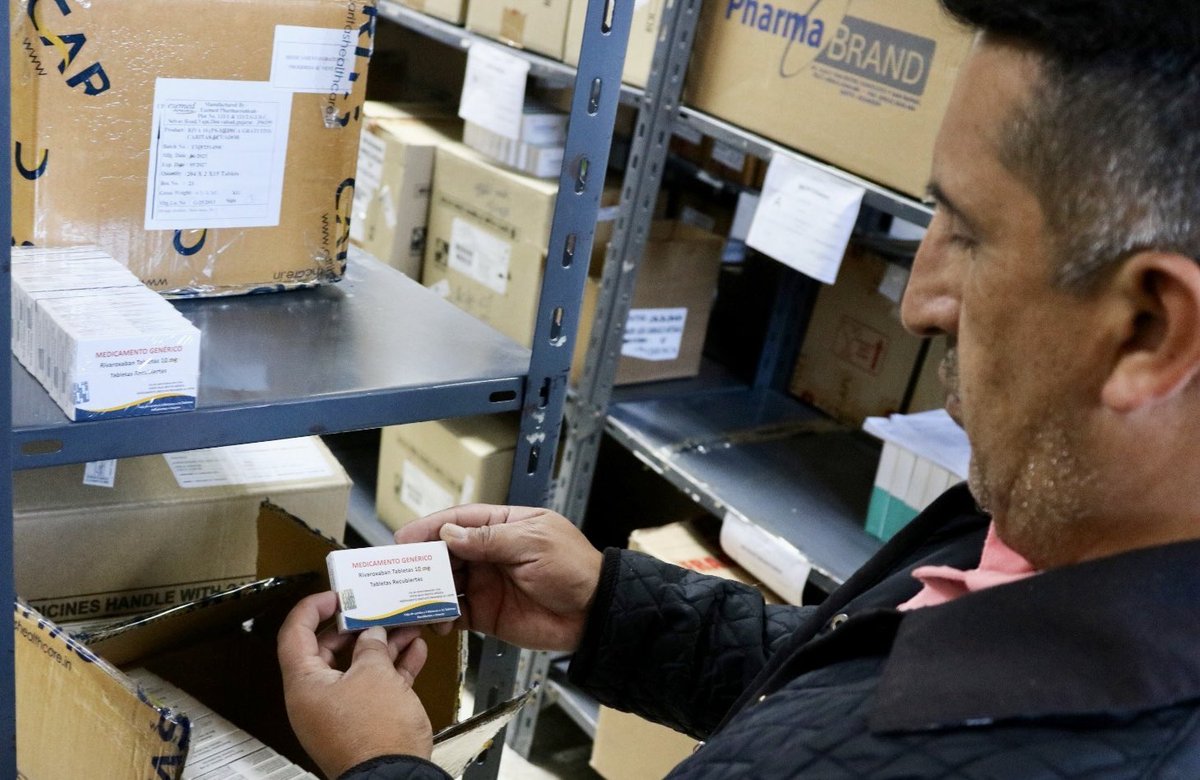 💊 ¡El <a href="/IESSec/">IESS</a> continúa con la distribución de medicamentos adquiridos en la compra centralizada! 

Al #HJCA llegó medicación para enfermedades oncológicas y anticoagulantes que garantizarán la continuidad de tratamientos en 2026. 

¡Fortalecemos el bienestar de los asegurados!👏🏻