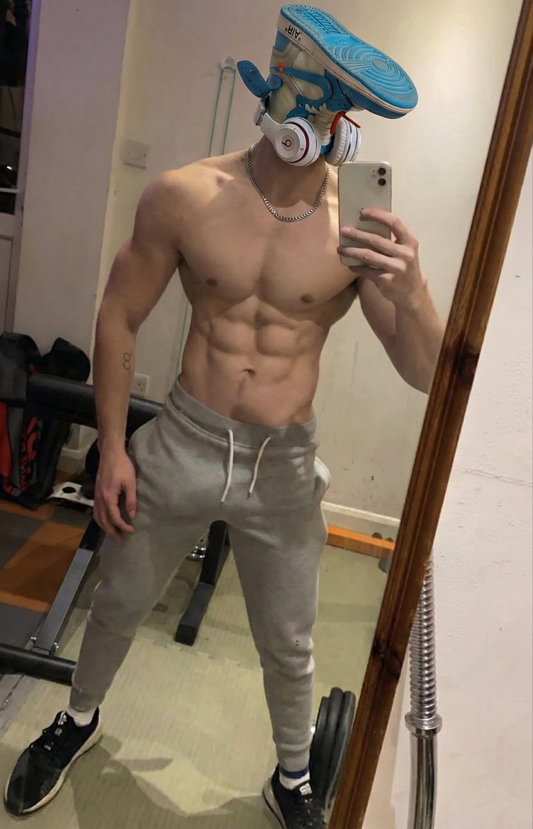 NylonMaster tweet media