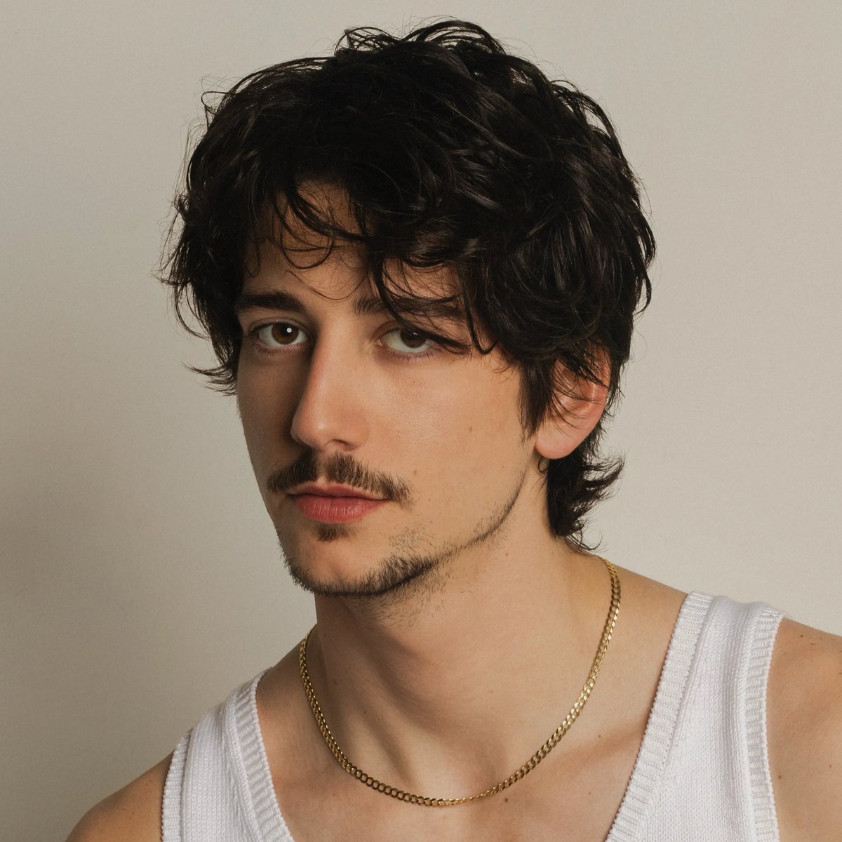 FilmUpdates's tweet image. Milo Manheim has officially been cast as Flynn Rider in the live-action ‘TANGLED’ movie.

(hollywoodreporter.com/movies/movie-n…)