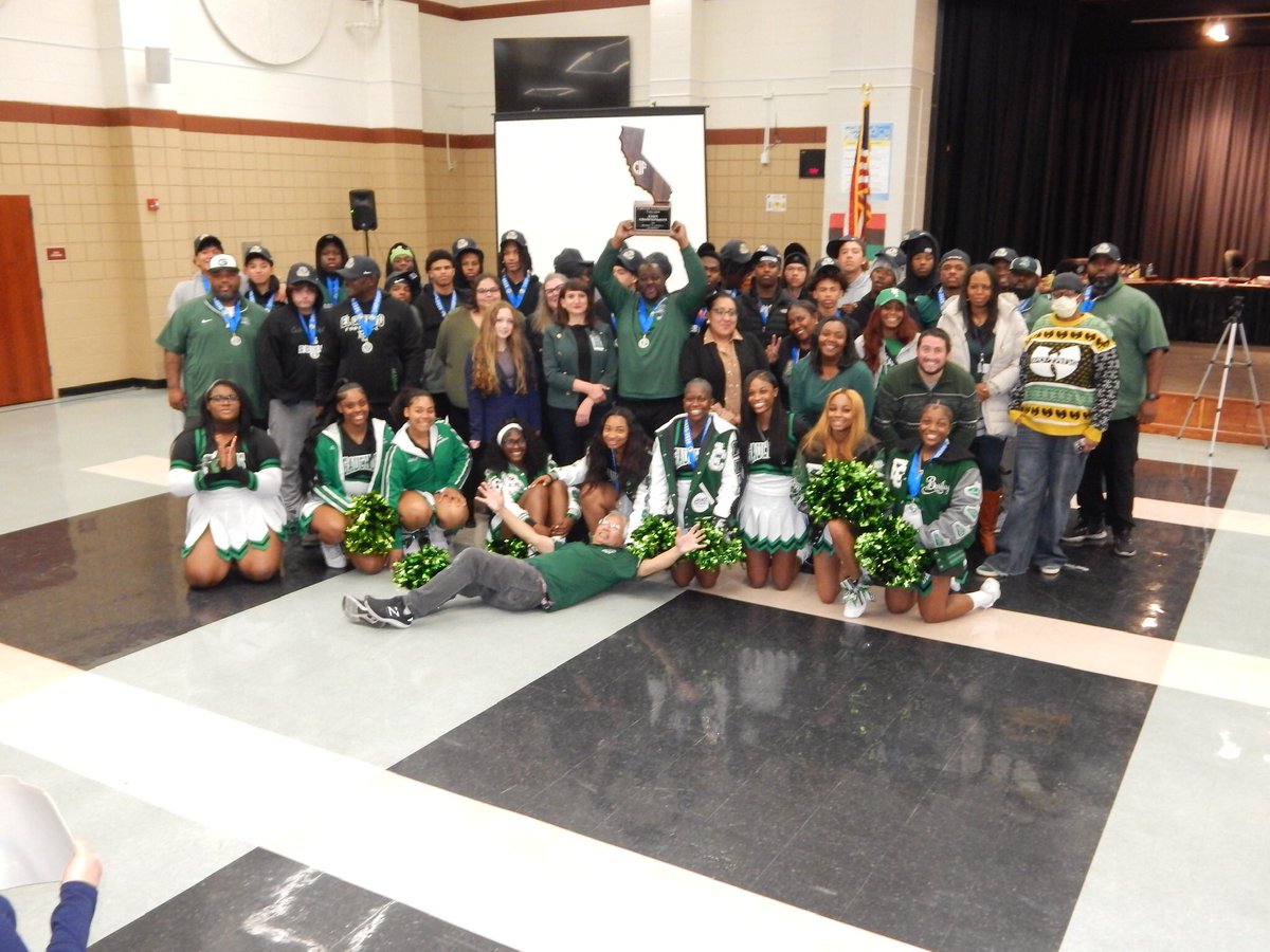 CoachTim_78's tweet image. Yessir!! Hard Work and Dedication!! The State Champion Gauchos deserve it all.. Shout out “The Ghost” @Garyyoungblood0 All-Metro Defensive Player Of The Year and 1st  All-Metro Defense All-Purpose and a special shout out to @MitchBookLive I appreciated you Dawg #RealRichmond