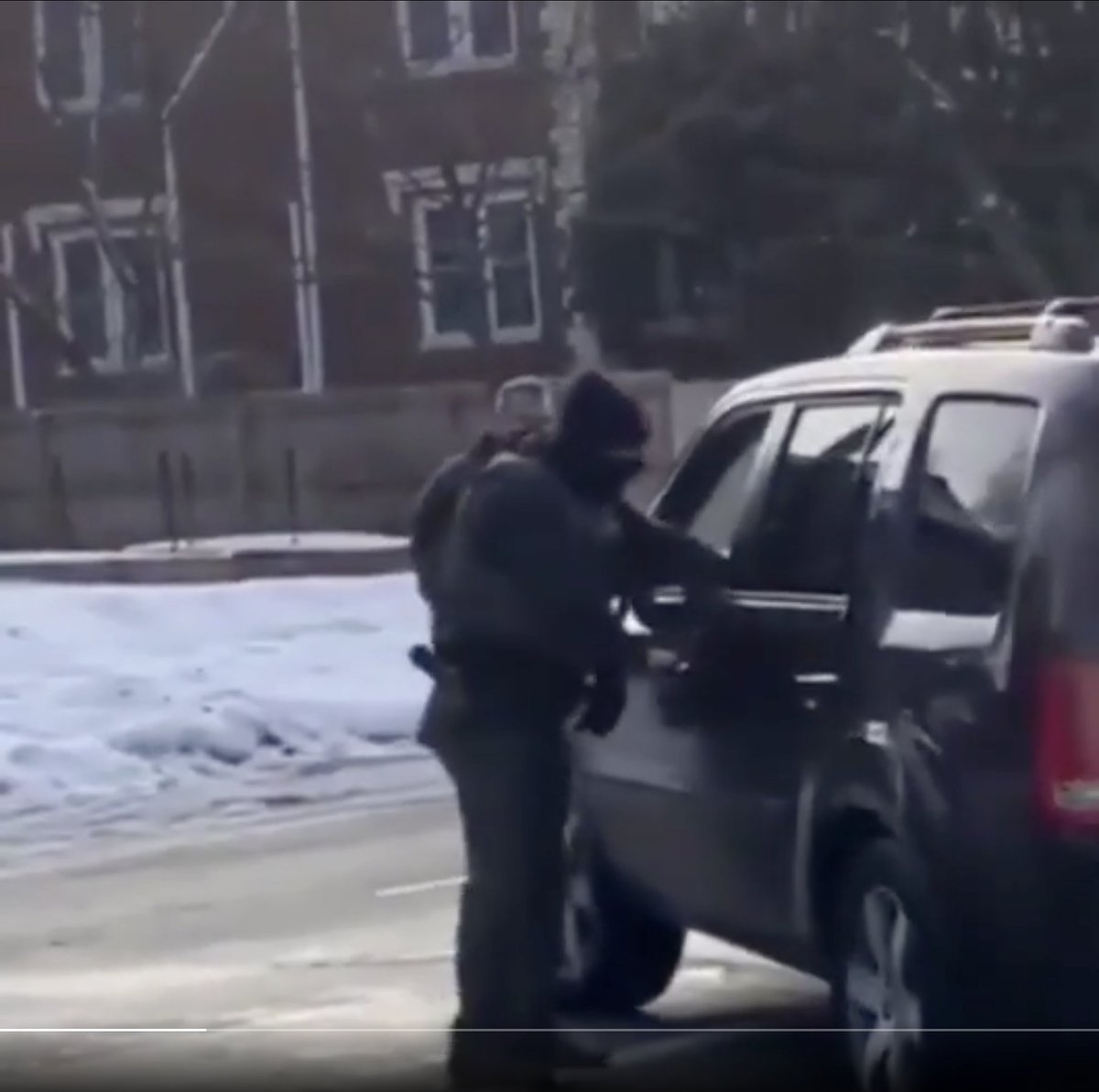 Laura Powell tweet media