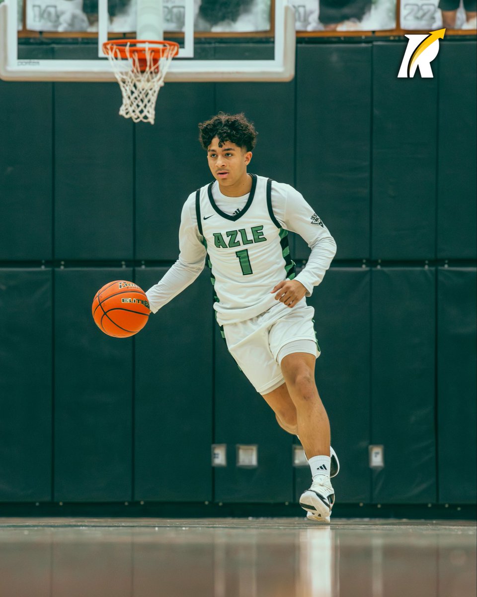 Revocruit tweet media