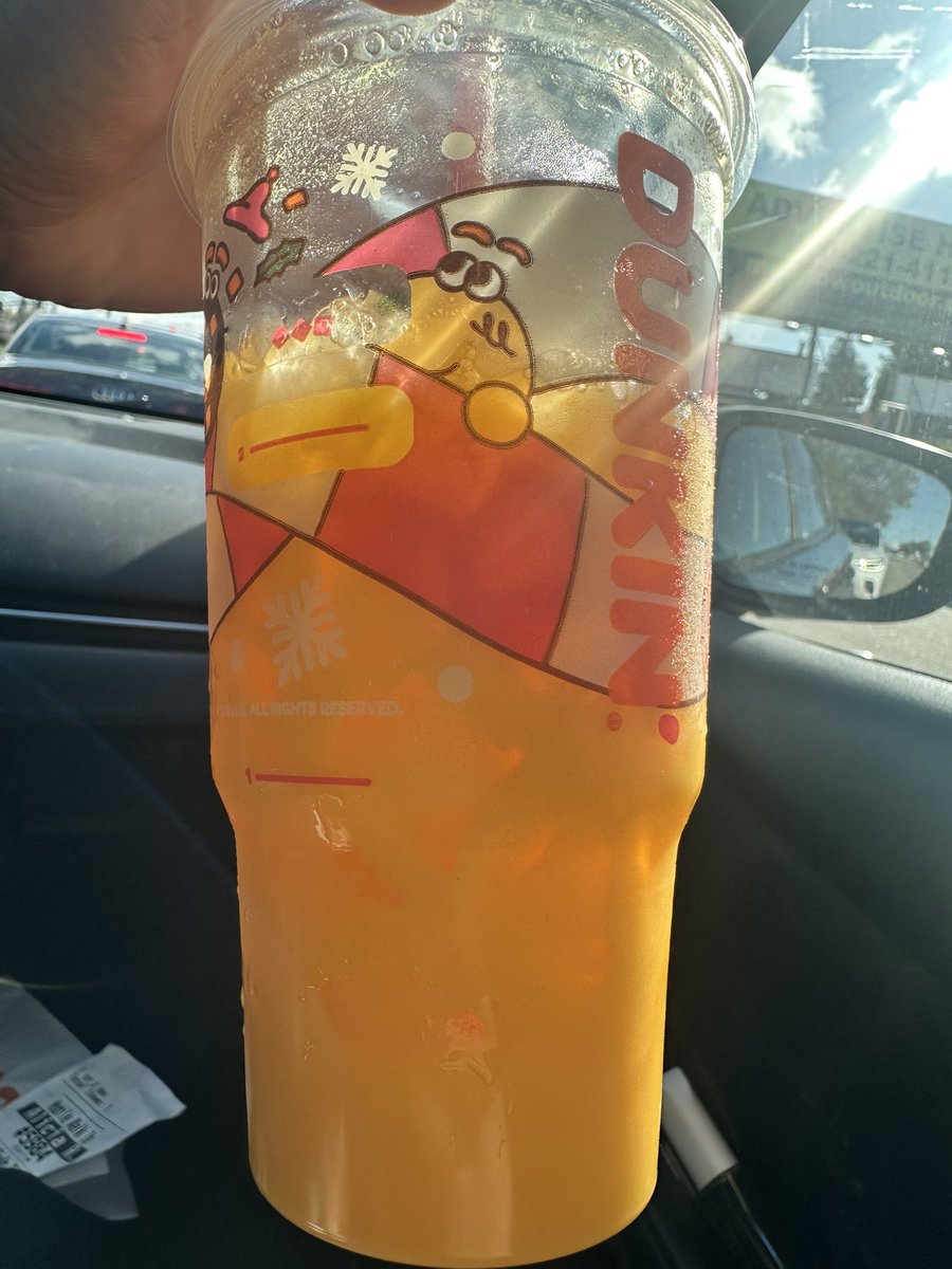 selflovinangel's tweet photo. DELICIOUSSSS🤩🥰❤️‍🔥 @theestallion @dunkindonuts #protina 😍 https://t.co/4IagViF8XI