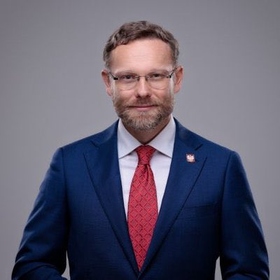 PolakzPol's tweet photo. Bogucki wspaniałym Politykiem, zgadasz się zostaw serduszko ❤️ https://t.co/eecH7Fv6XU