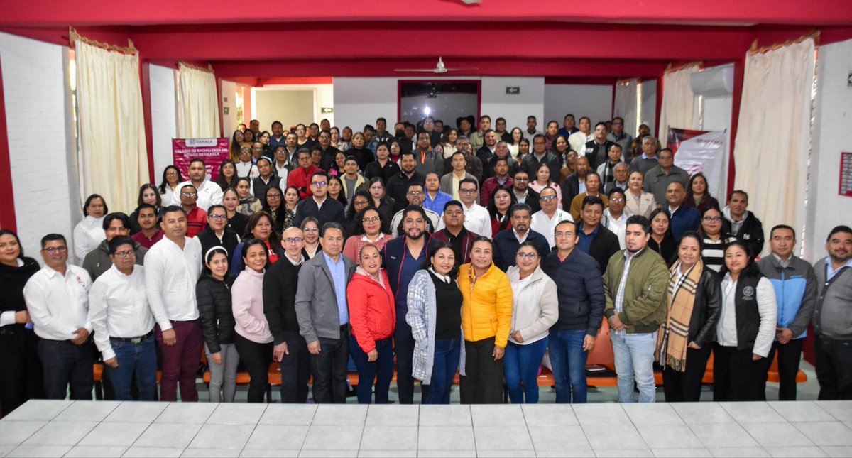 Fortalecer la coordinación y el trabajo académico es fundamental para seguir transformando la educación.

Con ese objetivo, encabezado por la directora general del #COBAO <a href="/MtraAngelicaGP/">Maestra Angélica García Pérez</a>, se llevó a cabo el Taller para Directoras y Directores de Planteles y CEA’s.