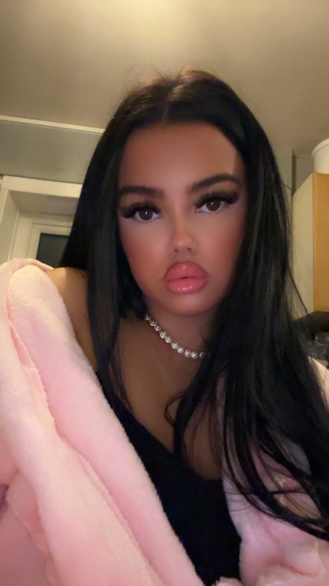 userbbb19's tweet image. findom account 🫣 @ThePrincessB_