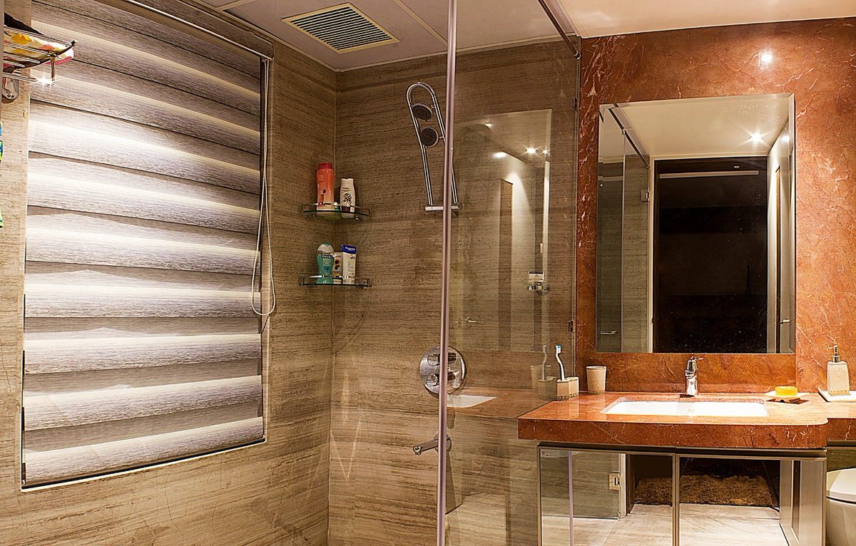 warrior_nii's tweet image. Studied sustainability, 
sourcing from Rajasthan, 
and silently watching the Aravallis fade… 🤷🏻‍♀️⛰️

Circa 2018
#Dilemma